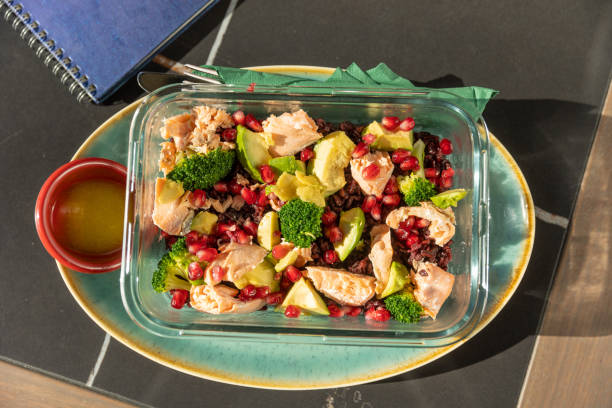 istock Mixed salad with broccoli and pomegranate 1385071961