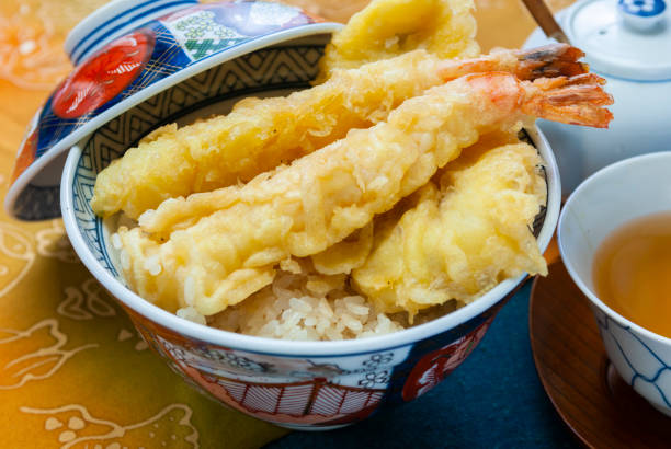 istock Tenndon（Bowl of rice and fried fish） 1385086002