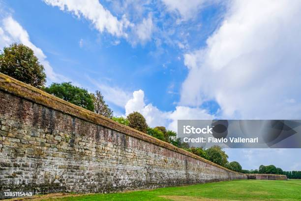 Lucca The Walls Stock Photo - Download Image Now - 16th Century, Architecture, Autumn