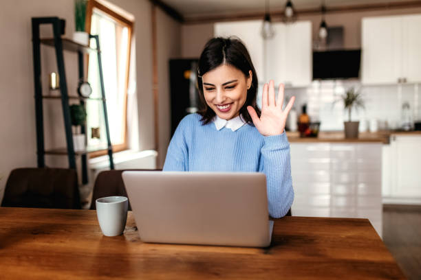 istock My job is online 1385170232