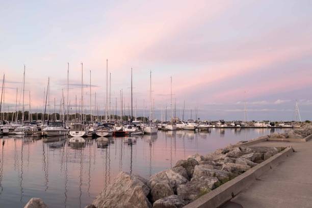 istock Oakville marina 1385198271