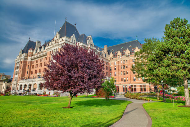 istock Victoria, Canada - August 14, 2017: Fairmont Empress Hotel on a beautiful sunny day. 1385202599