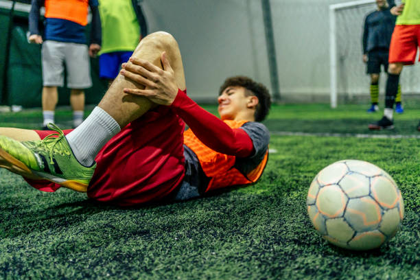 istock Soccer player get got injured in the game 1385204376