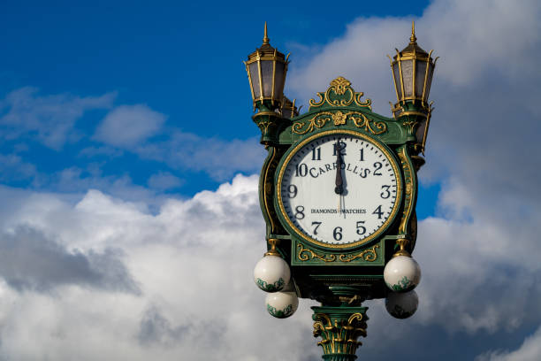 Seattle Clock 420+ Seattle Time Stock Photos, Pictures & Royalty-Free Images - iStock