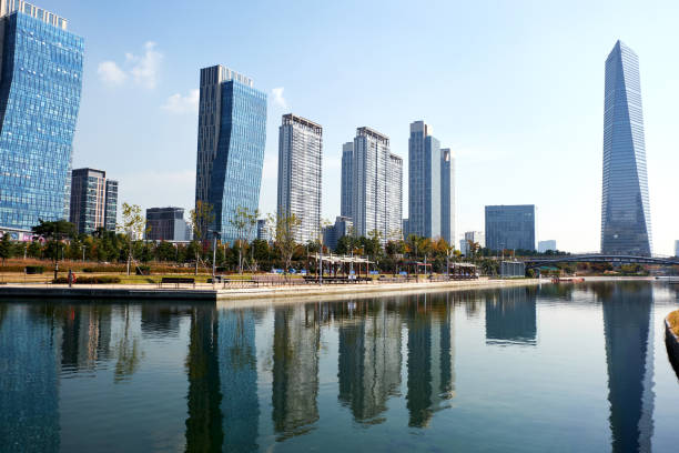Songdo Central Park Songdo Central Park in Incheon, South Korea. songdo ibd stock pictures, royalty-free photos & images