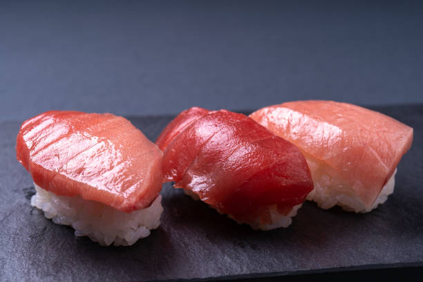istock Tuna nigiri sushi 1385319402