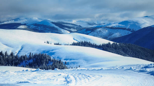 istock Winter landscape in Latorita Mountains 1385432875