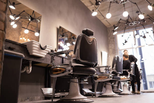 istock Atmosphere in the barbershop 1385517817