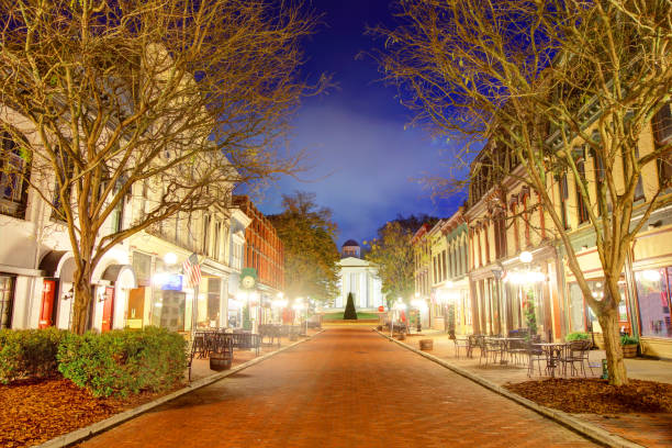 istock Downtown Frankfort, Kentucky 1385539214
