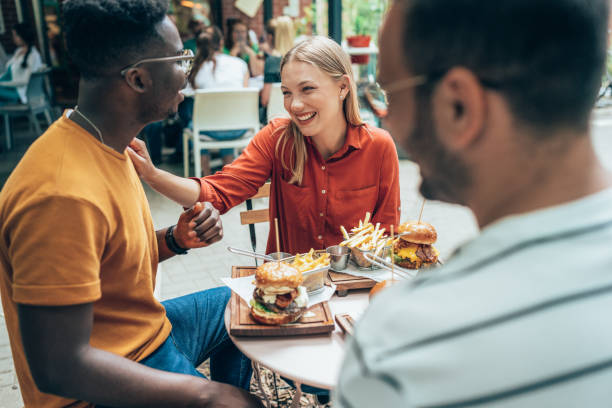 istock Friends and fast food 1385578591