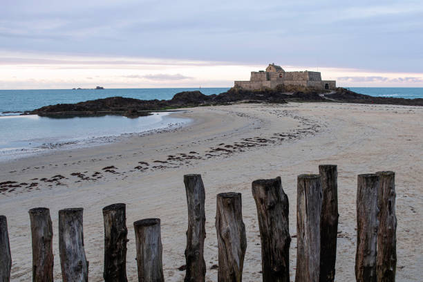 istock Breakwater of Saint Malo 1385602402