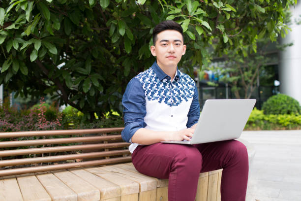 istock young fashion people 1385624080