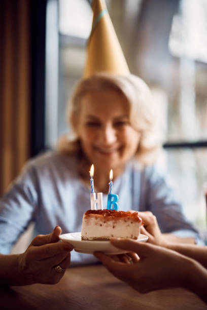 istock Happy Birthday, mom! 1385631652