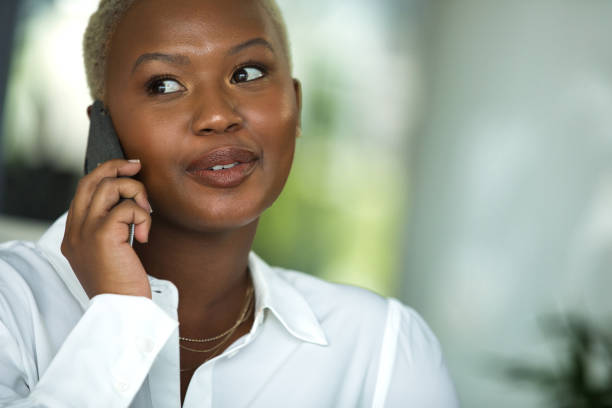istock Let me see what I can help you with 1385684633