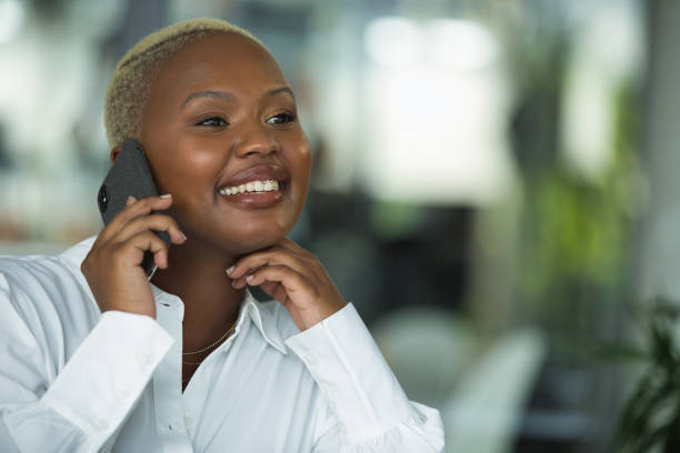 istock Let me see what I can help you with 1385684968