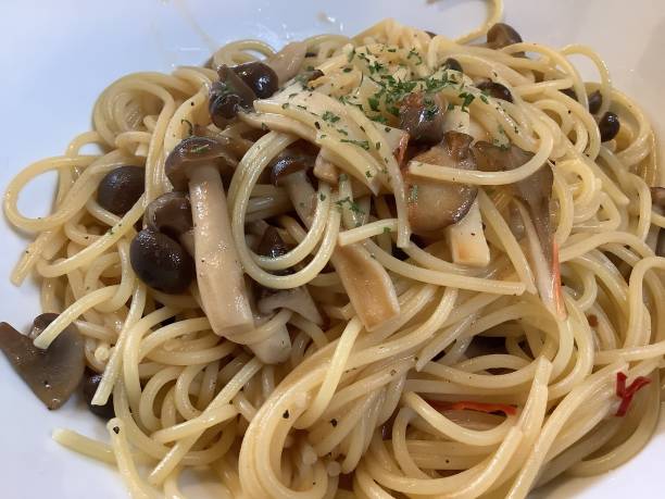 istock Peperoncino with plenty of mushrooms 1385700774