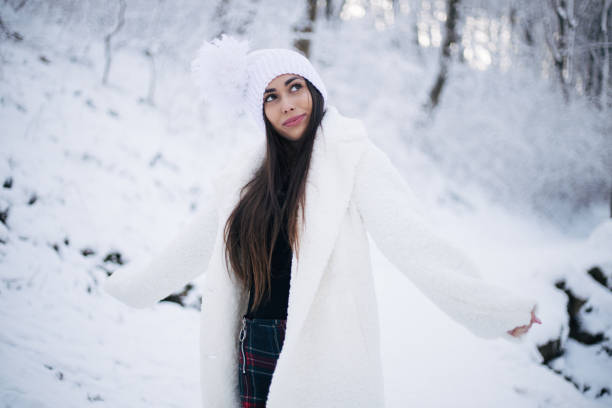 istock Beautiful Woman 1385717431