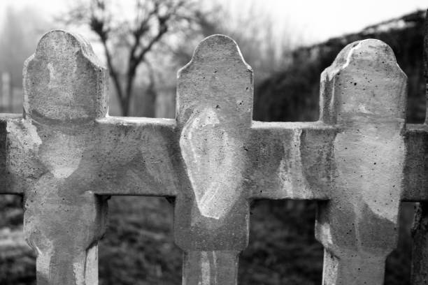 istock old colored concrete fence 1385718752