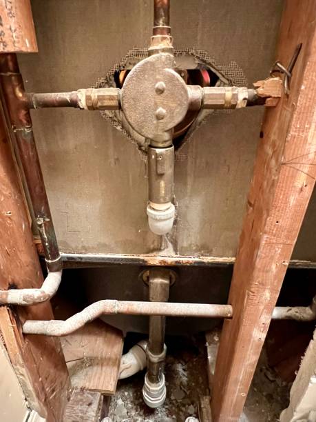 istock Plumbing Behind the Scenes 1385738237