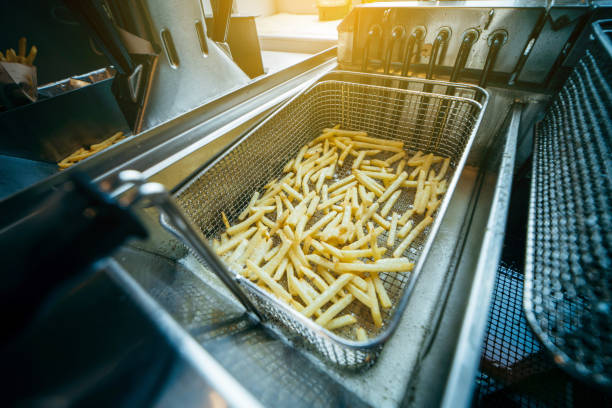 istock Deep fryer for potatoes in kitchen 1385786771
