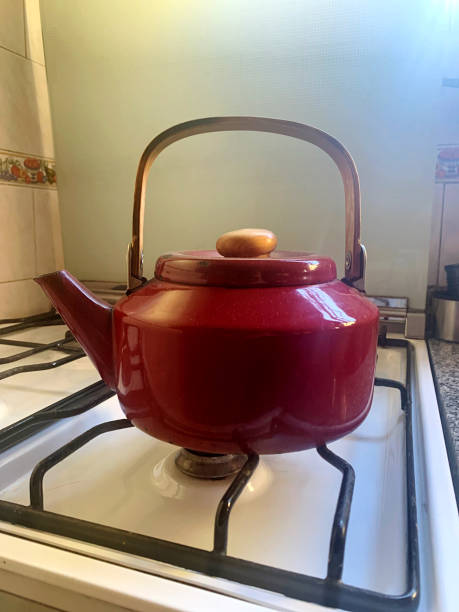 istock Pava color on board in the kitchen 1385788365