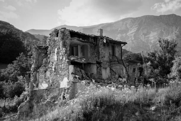 istock EARTHQUAKE CENTRAL ITALY 2016 1385843712