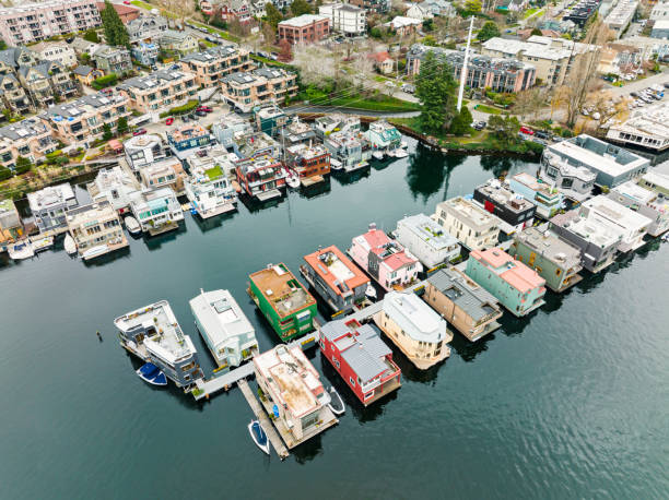 seattle houseboats - nature speedboat seattle houseboat zdjęcia i obrazy z banku zdjęć