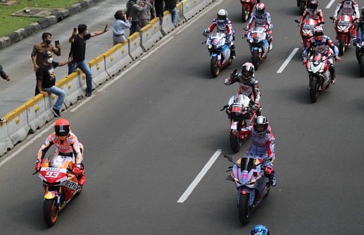 MotoGP racers parade at West Freedom Street area, Central Jakarta, Wednesday (16/3/2021).  The government will hold a MotoGP parade as a form of promotion as well as welcoming the 2022 Indonesian MotoGP event.