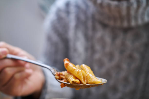 spoon of macaroni, ready to eat