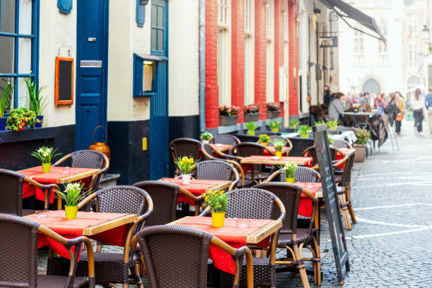 istock Restaurants in Old Town Bruges, Belgium 1385908657