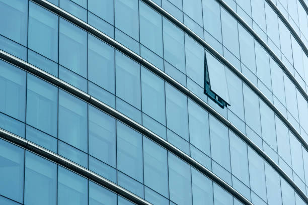 Building Glass Windows