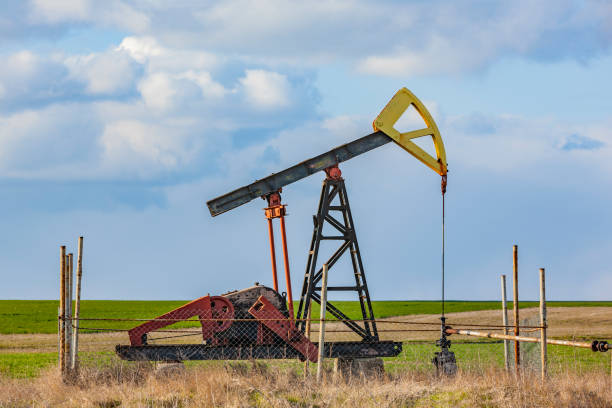istock Oil production with a deep pump in Bulgaria 1385992044