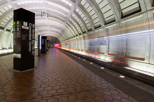 DC metro leaves the station