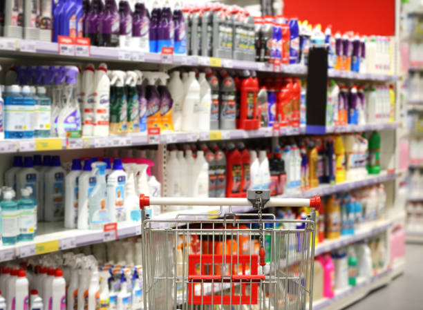 istock empty grocery cart in an empty supermarket 1386051350