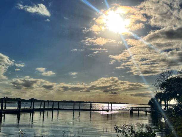 istock Silhouette of a bridge 1386114103