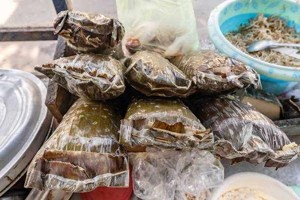 istock Rice Cake and hot pot 1386119734