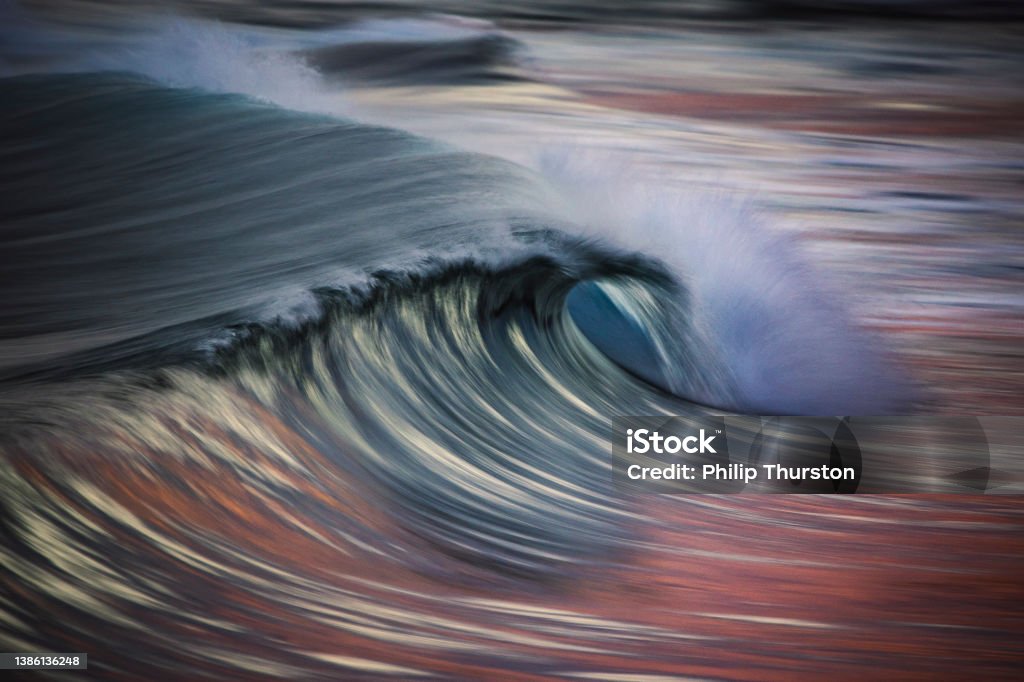 Slow Wave Pattern Slow Shutter Ocean Wave Pattern In Blue And Pink Light Stock Photo ...