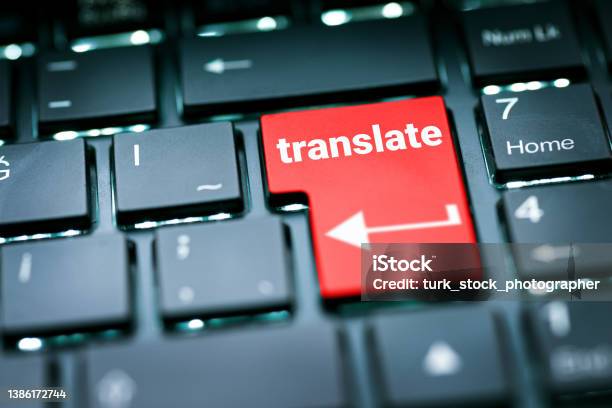 Terjemahkan Di Keyboard Laptop Foto Stok - Unduh Gambar Sekarang - Terjemahan, Bahasa isyarat, Jasa - Konsep
