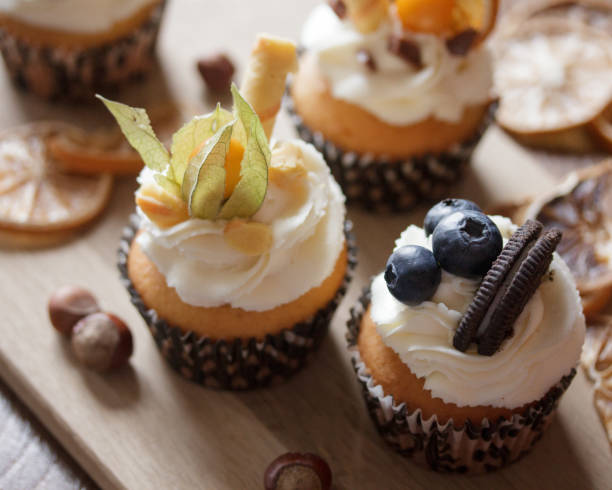 istock Sweet cupcakes dessert with berries 1386182022