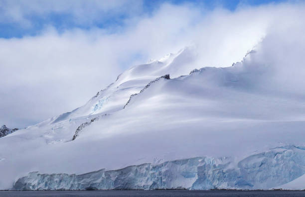istock Antarctica  pictures 1386185464
