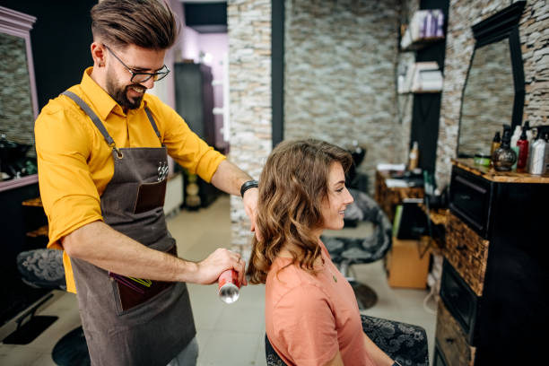 istock Finishing hairstyle 1386294804