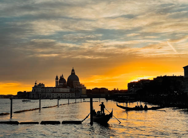 istock Romantic sunset in Venice, Italy 1386313343
