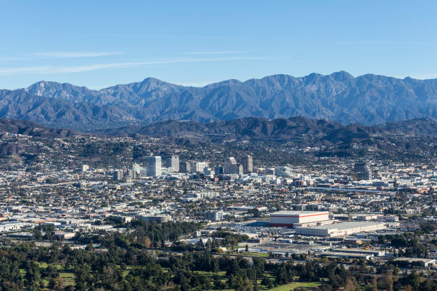 istock Glendale California and the San Gabriel Mountains 1386332679