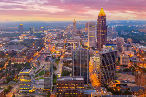 Downtown Atlanta center area skyline cityscape of USA Downtown Atlanta center area skyline cityscape of USA at twilight atlanta skyline stock pictures, royalty-free photos & images