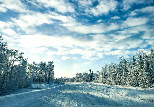 istock Alaska Highway Winter Driving 1386382426