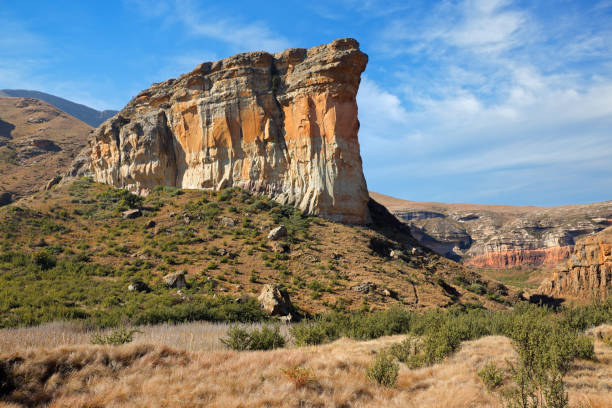 Famous Brandwag sandstone rock, Golden Gate National Park, South Africa View of the famous Brandwag sandstone rock, Golden Gate National Park, South Africa golden gate highlands national park stock pictures, royalty-free photos & images