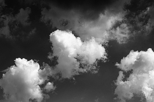 The sky in black and white 04