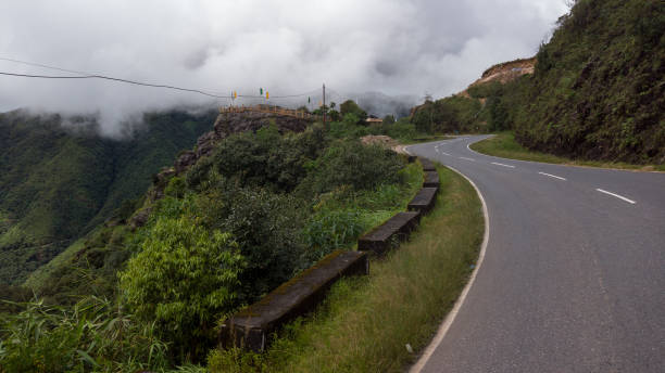 istock zigzag road to the mountains 1386477444