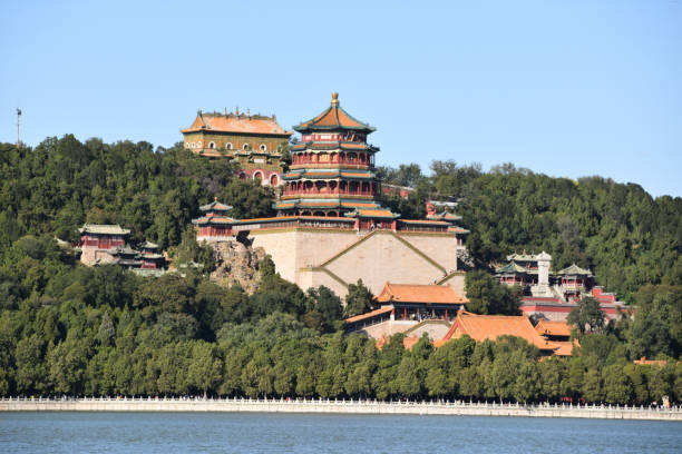 istock Chinee Buddhist Temple on a Lake 1386485503