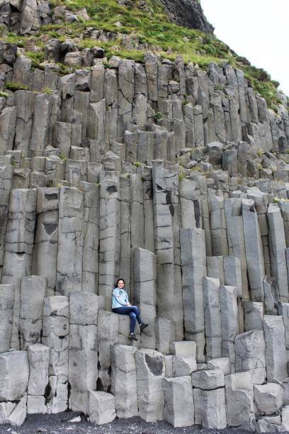 istock Reynisfjara Black Sand Beach 1386495382